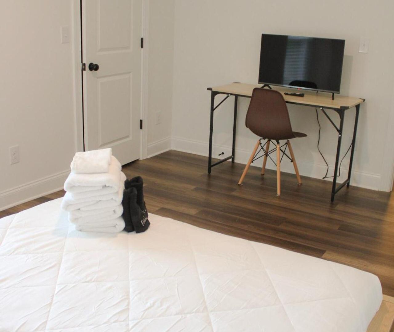 Holiday home Hot Tub Pool Table Fire Pit 5min To Uptown