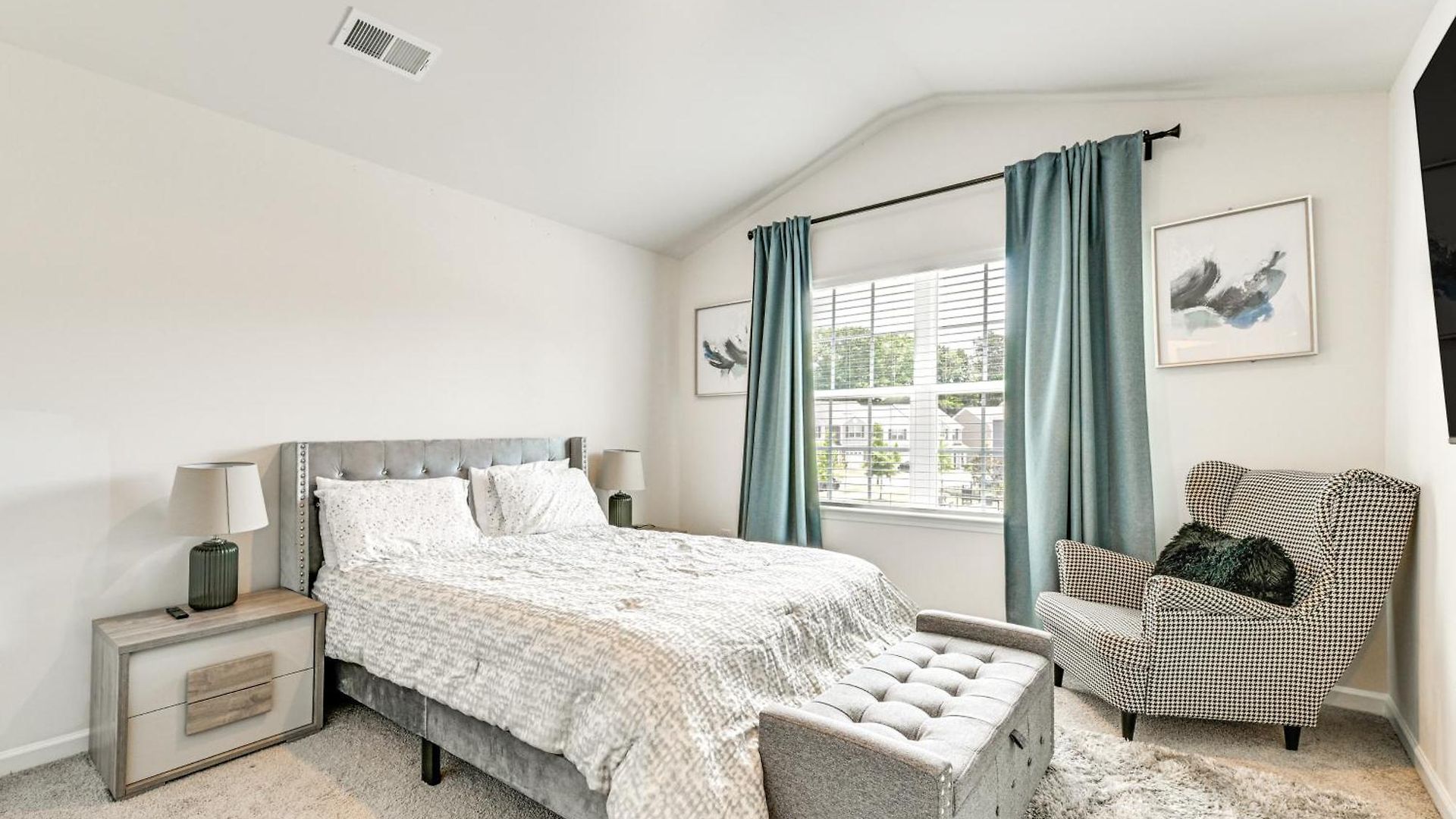 Holiday home 7 Mi To Uptown - Pet-friendly 2-story Townhome!
