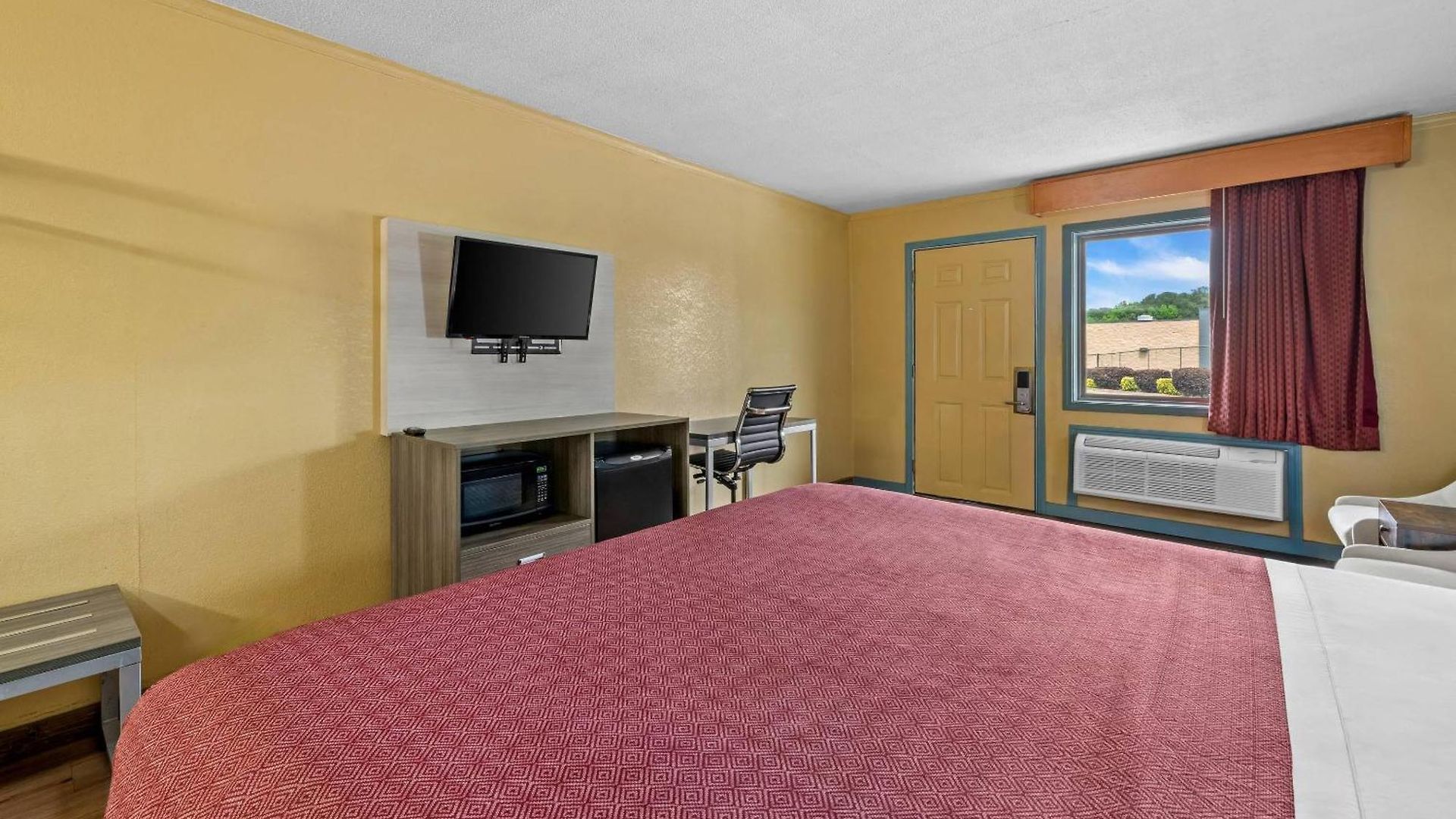 Econo Airport Area Lodge *