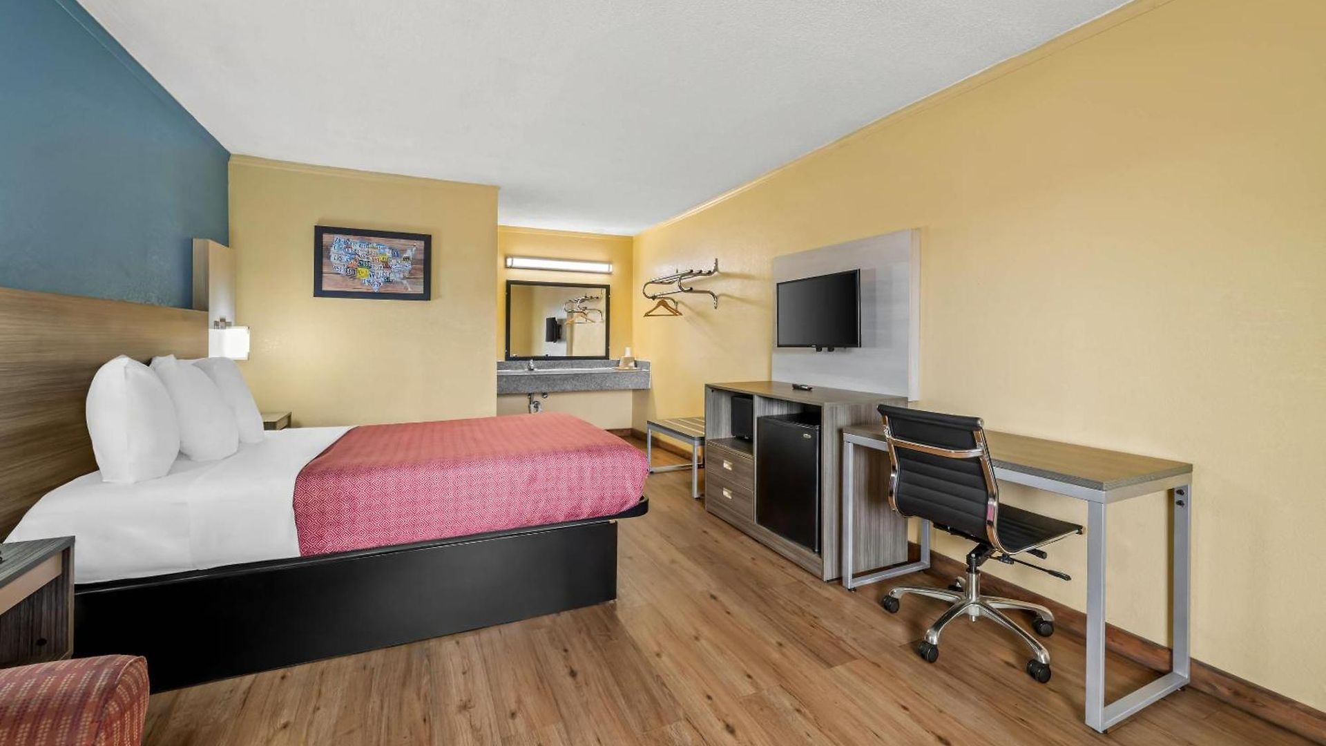 Econo Airport Area * Charlotte