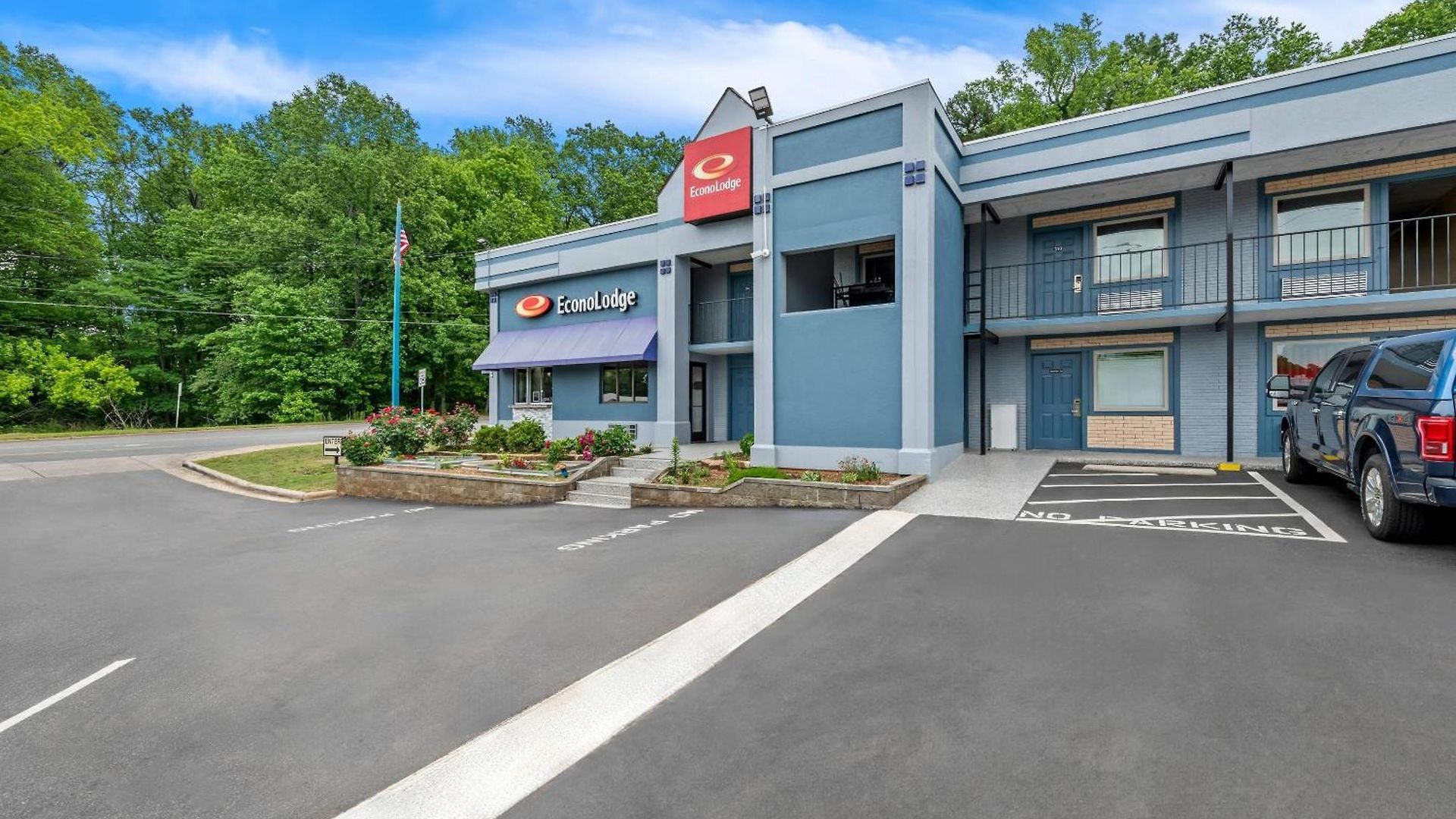 Econo Airport Area * Charlotte