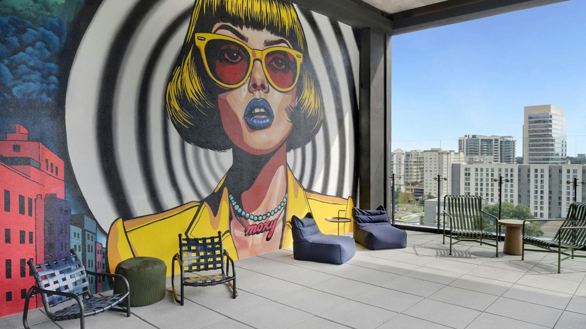 Moxy Downtown Hotel Charlotte