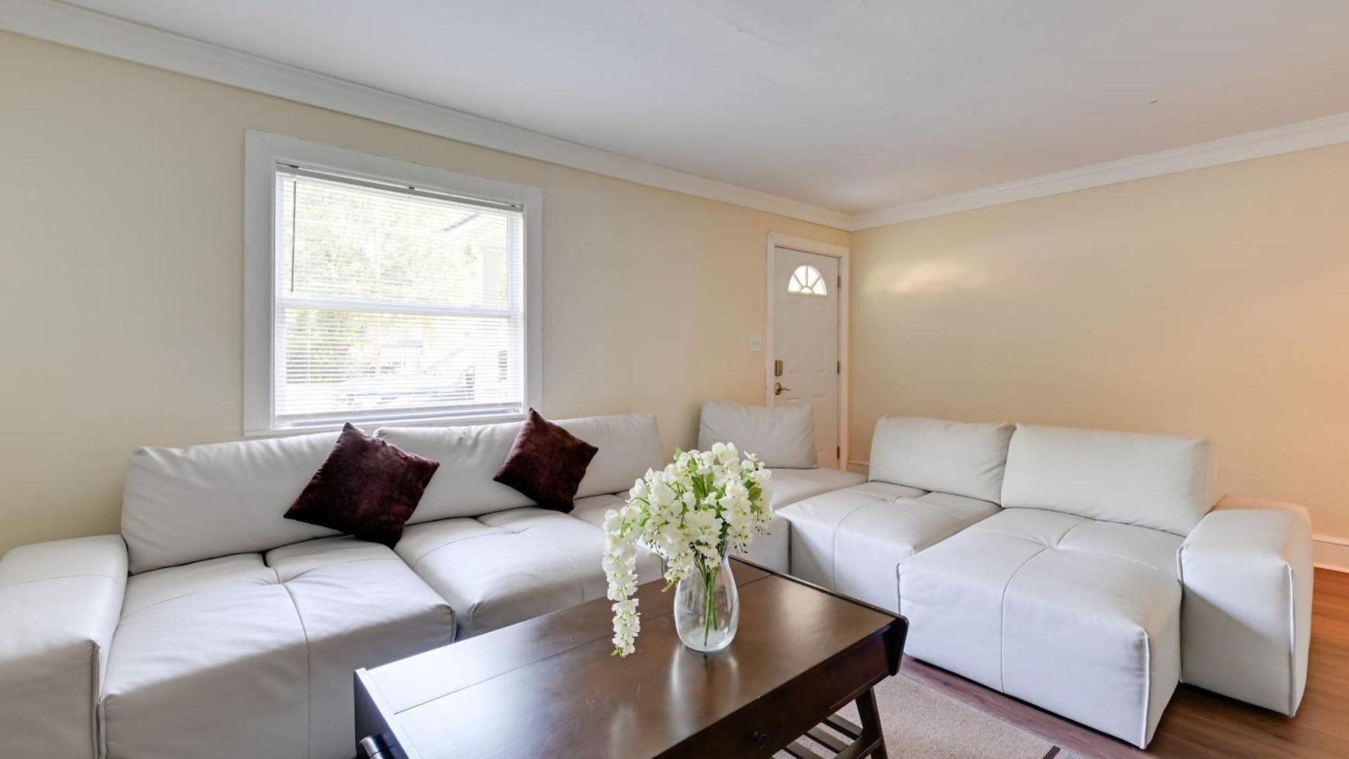 5 Mi To Uptown: Hideaway W/ Yard Holiday home *