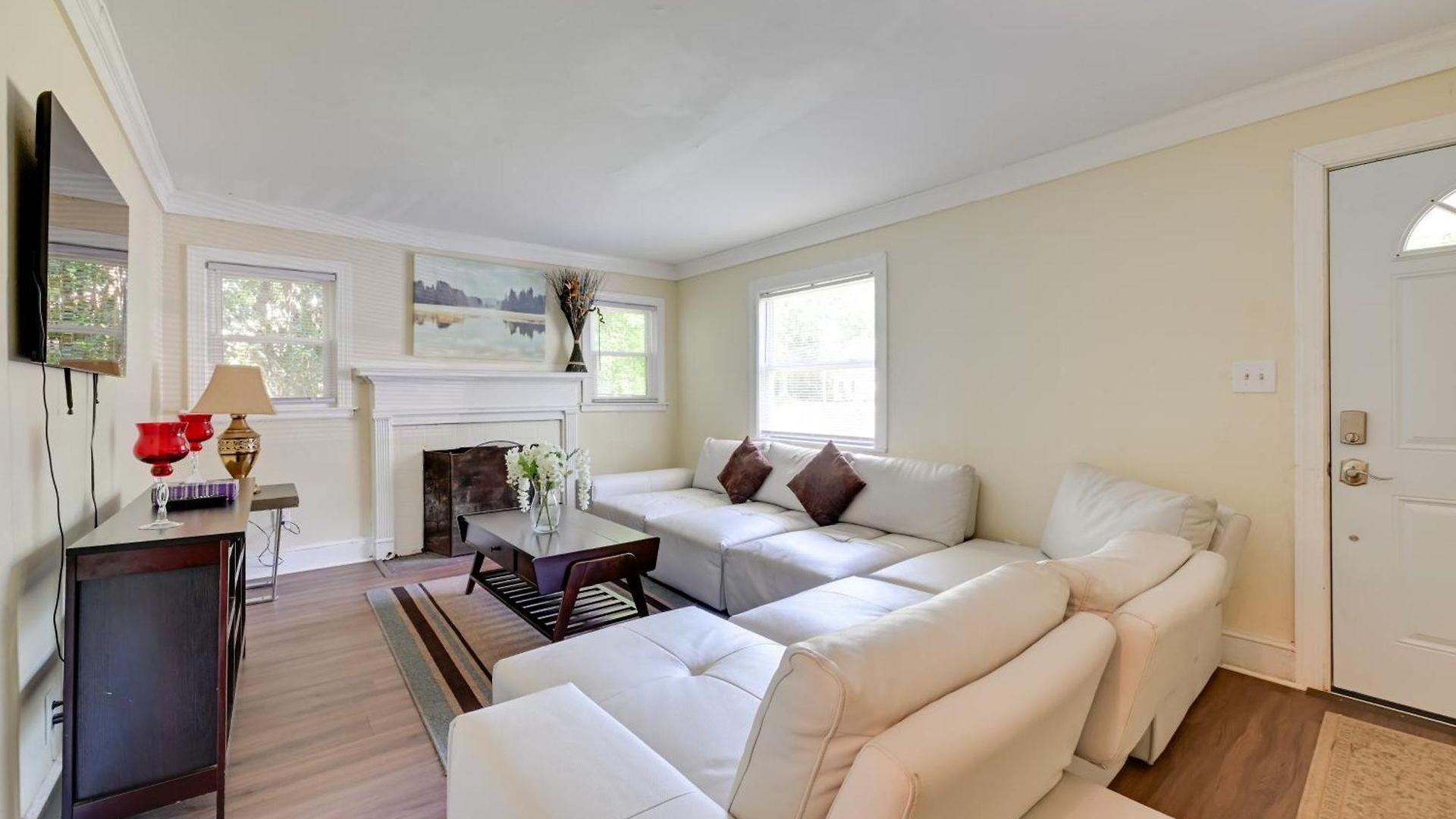 5 Mi To Uptown: Hideaway W/ Yard Holiday home