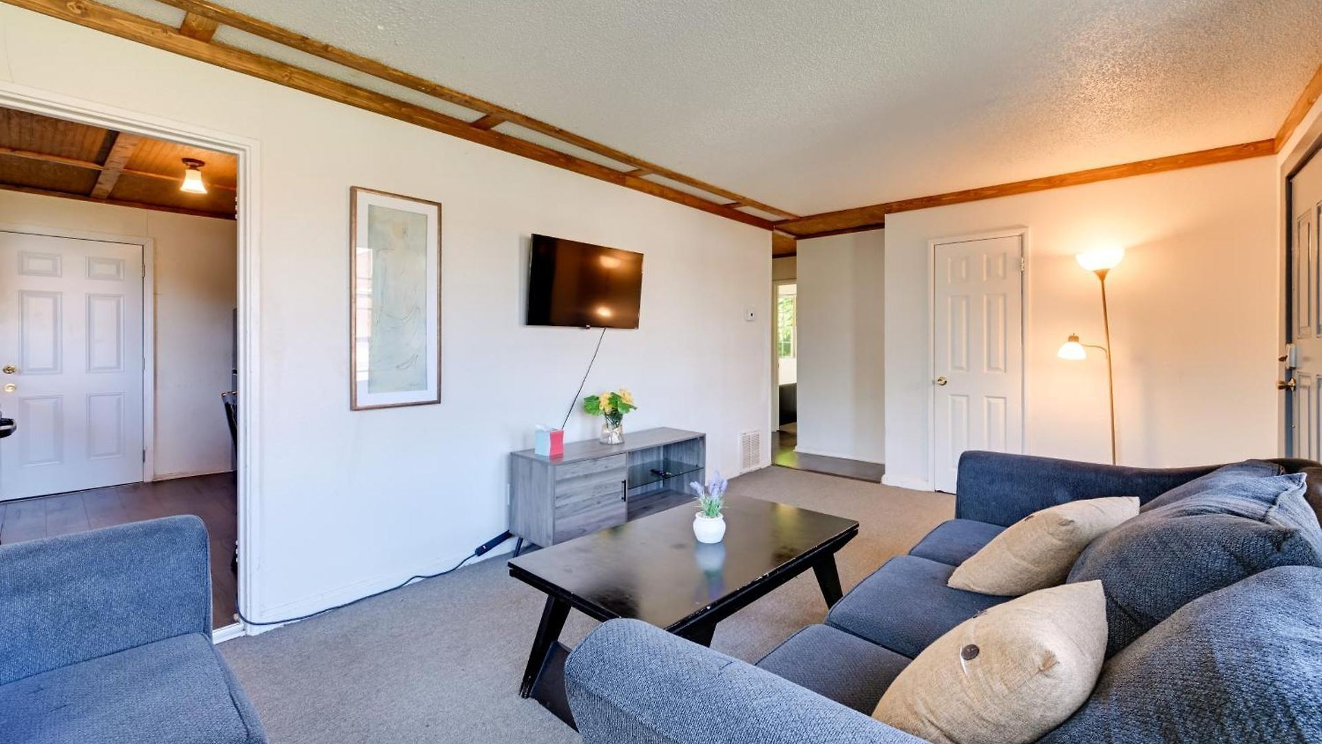 2 Mi To Center City: North End Holiday home *