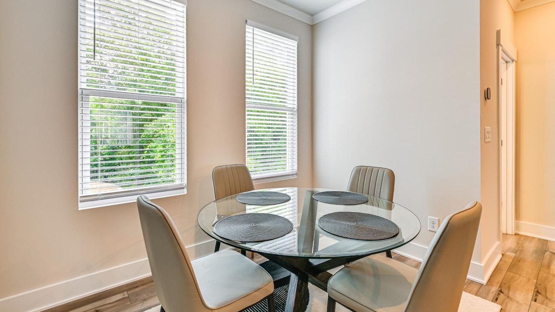 Holiday home 2 Mi To Dtwn Charlotte: Unit W/ Rooftop Deck!