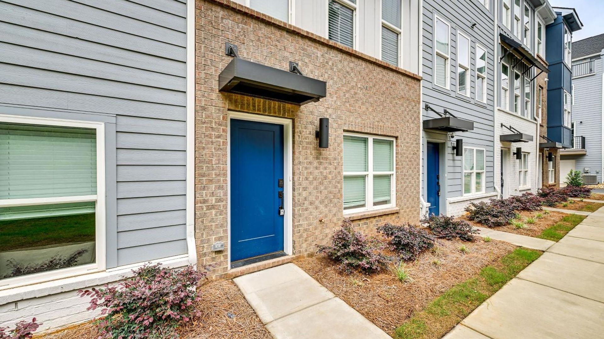 2 Mi To Dtwn Charlotte: Unit W/ Rooftop Deck! Holiday home *