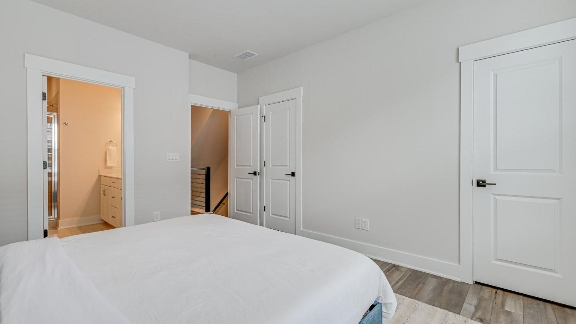 Holiday home Walk To Music Factory: Townhome W/ Rooftop Deck! *
