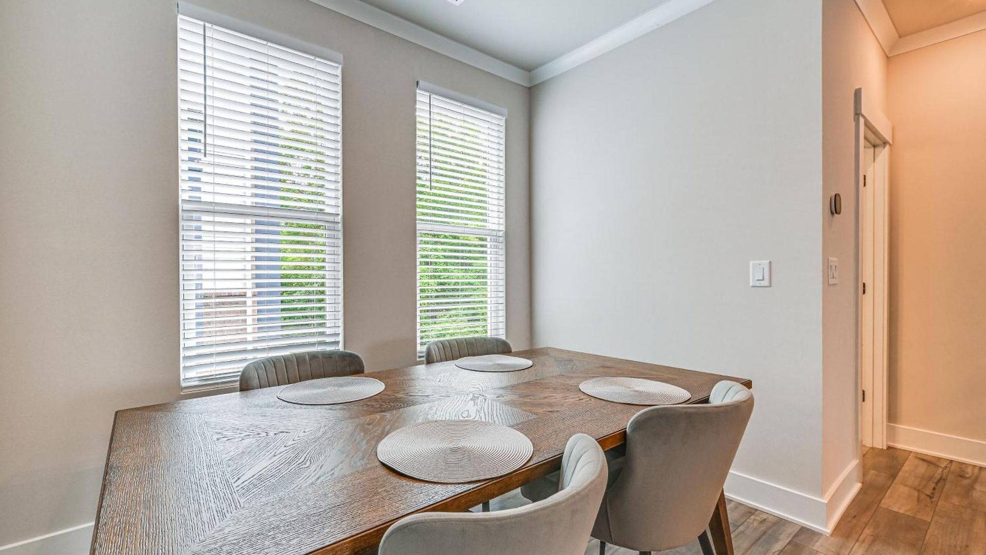 Holiday home Walk To Music Factory: Townhome W/ Rooftop Deck!