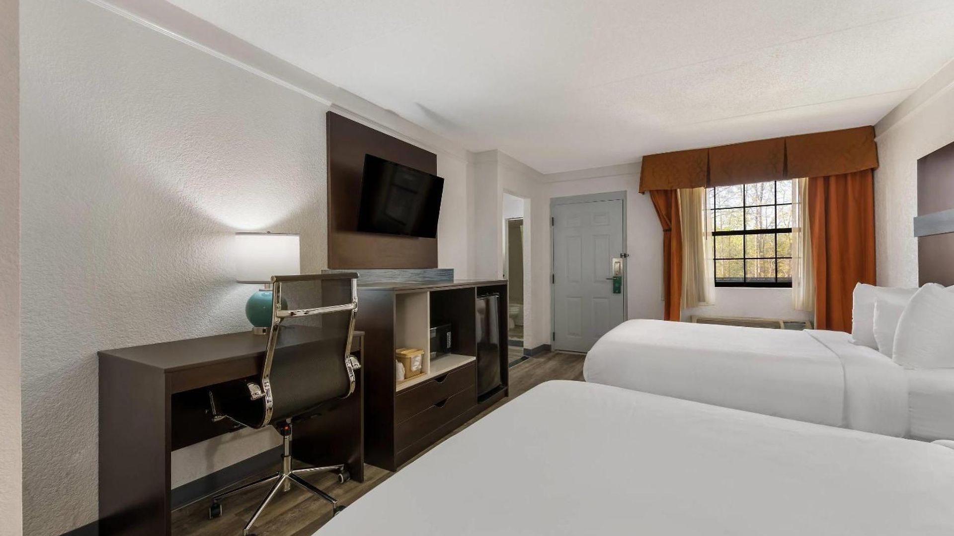 Quality & Airport 3* Charlotte