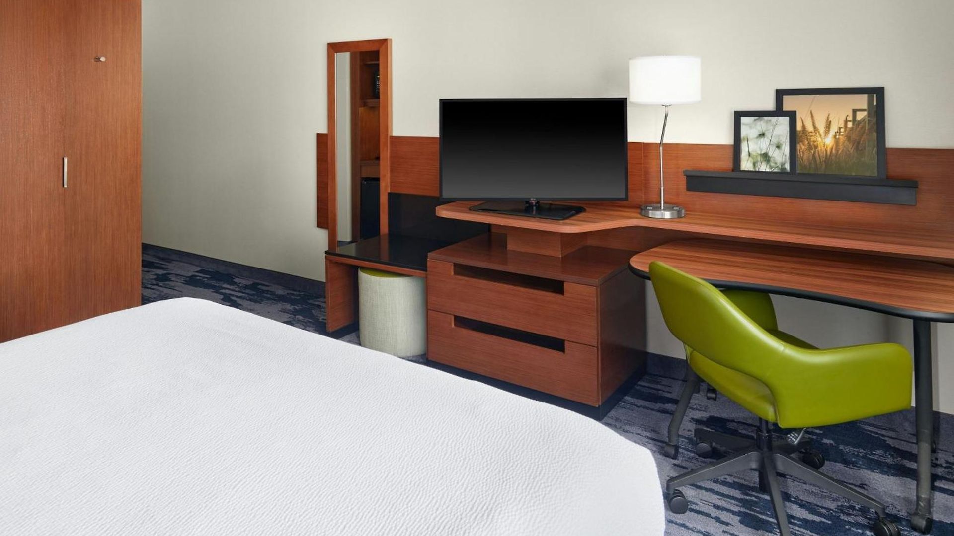 Hotel Fairfield & By Marriott Airport Charlotte