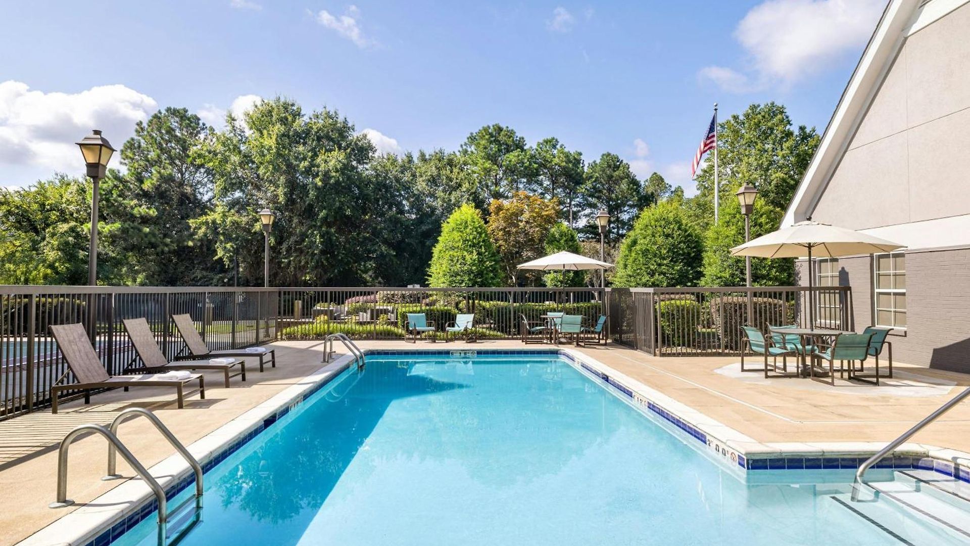 Hotel By Marriott Piper Glen 3*