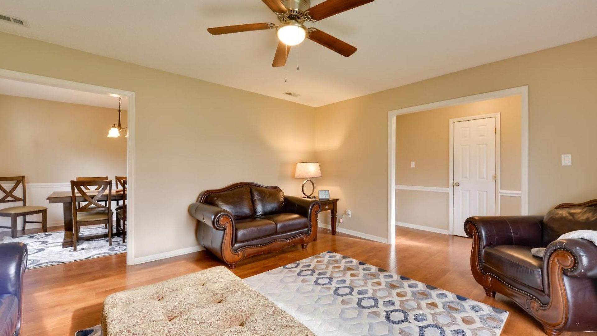 Cozy W/ Fenced Yard < 1 Mi Downtown Matthews! Holiday home