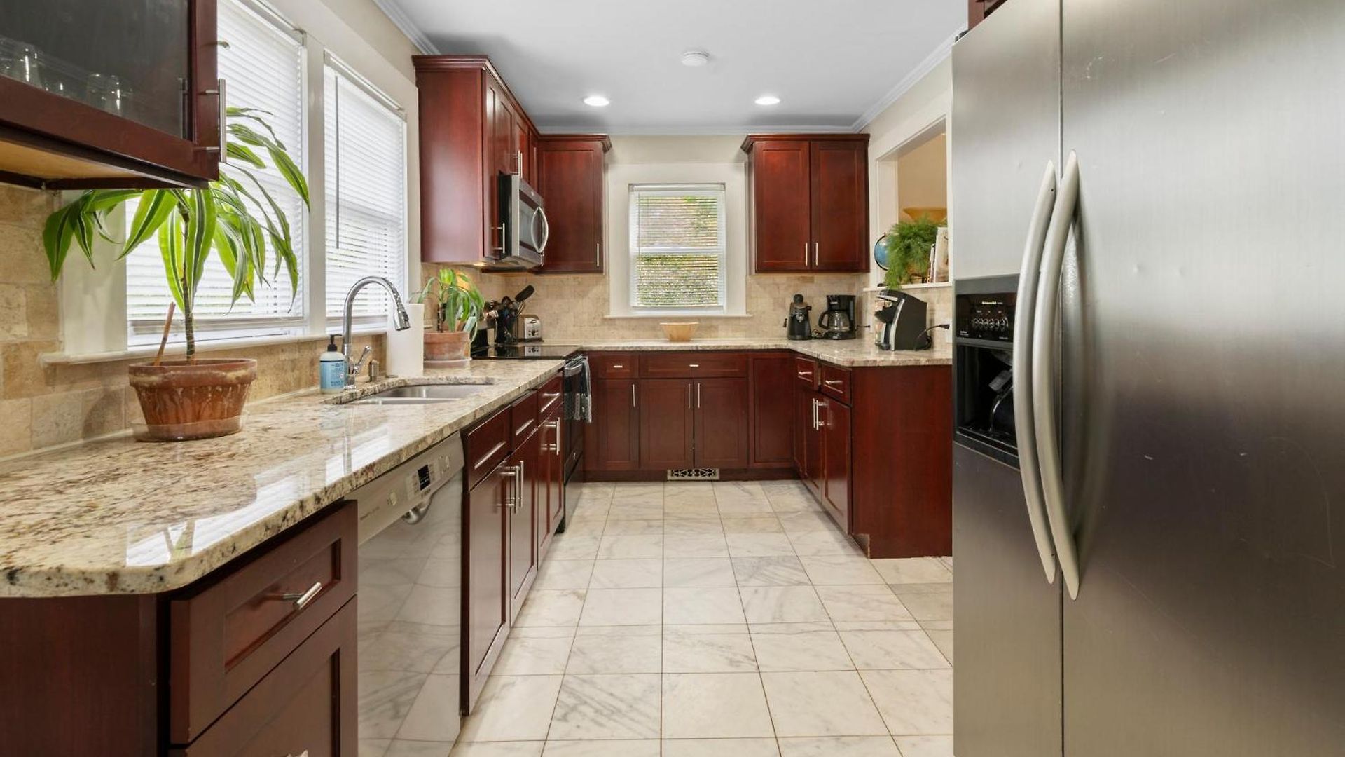 Walking Distance To Restaurants Bars And Breweries Holiday home Charlotte