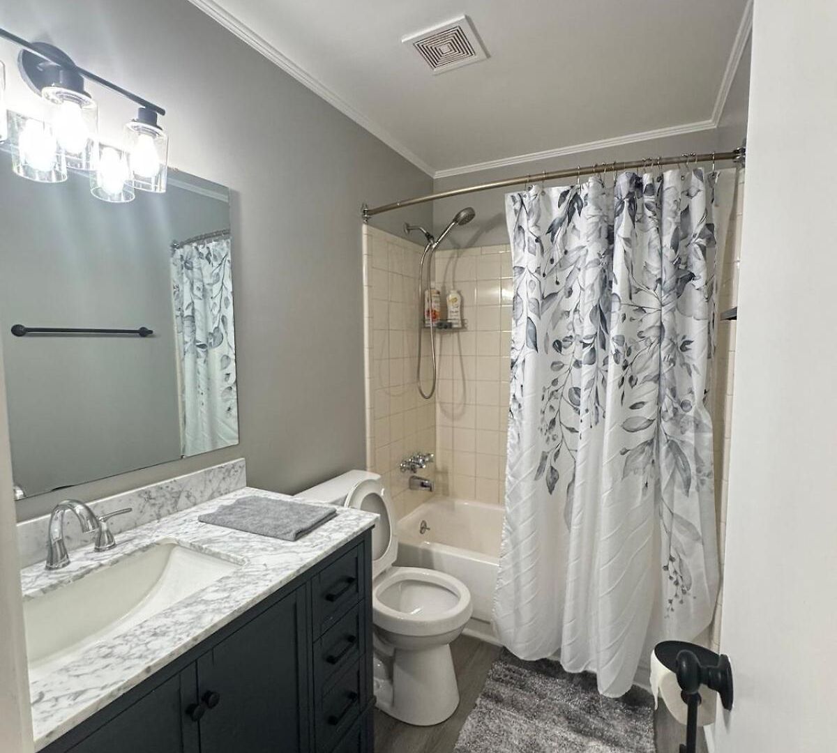 3 Bedroom Town Apartment