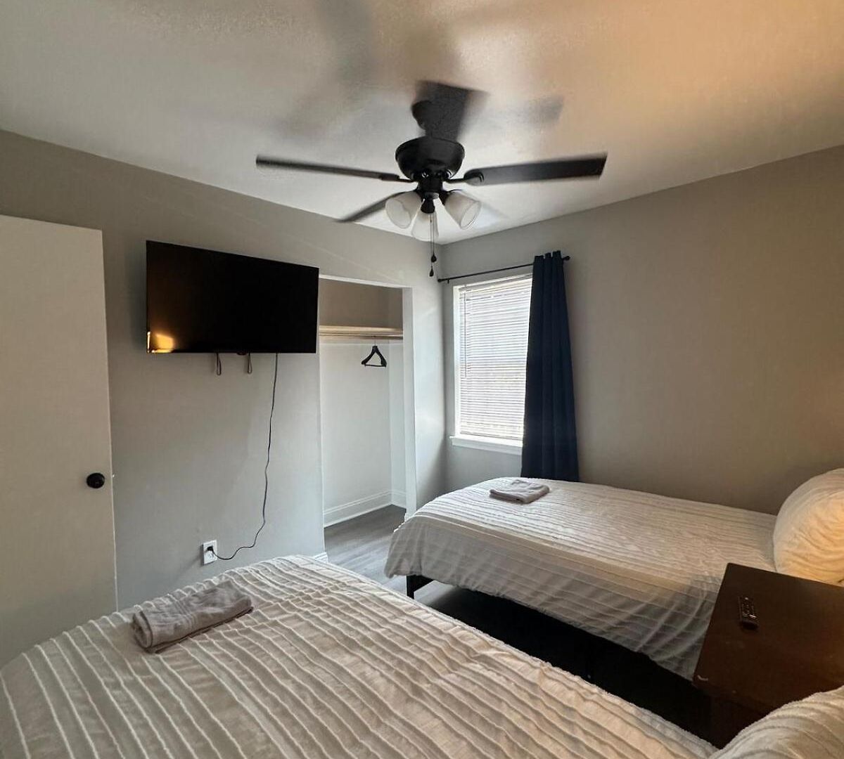 Apartment 3 Bedroom Town Charlotte