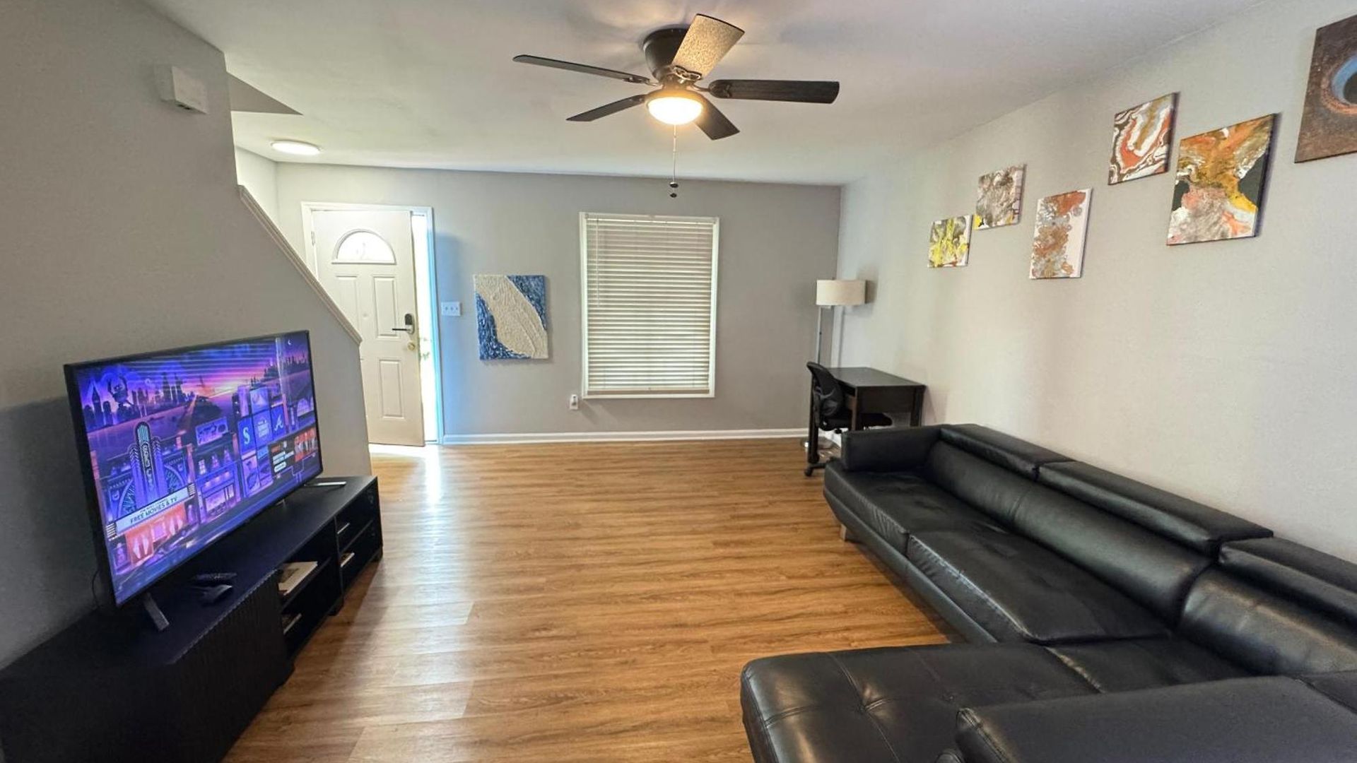 2 Bedroom Townhouse *