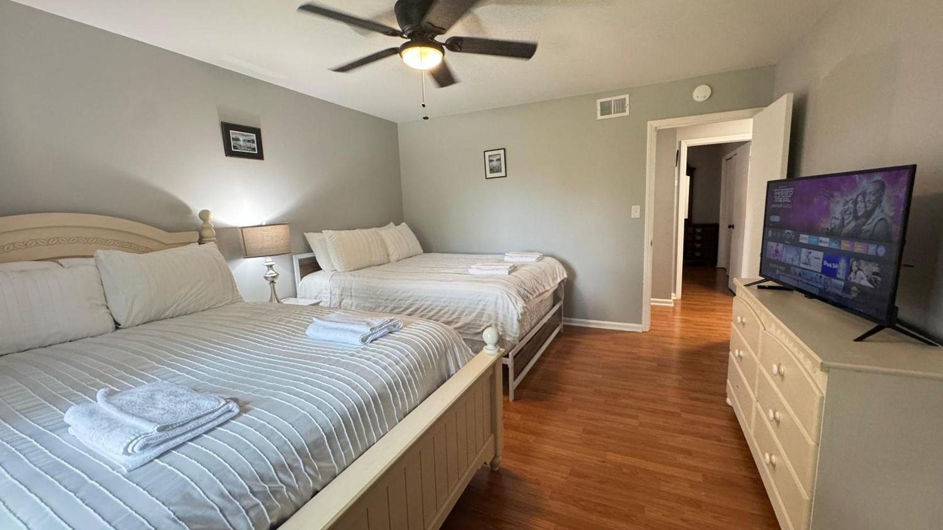2 Bedroom Townhouse Holiday home *