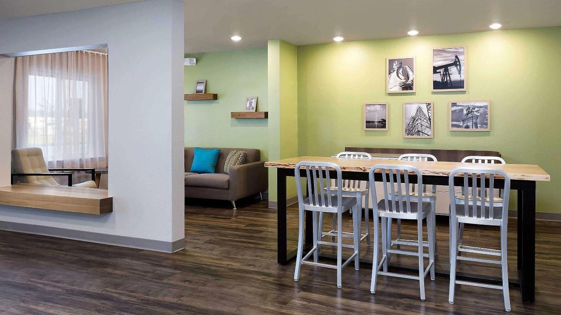Woodspring Airport Hotel Charlotte