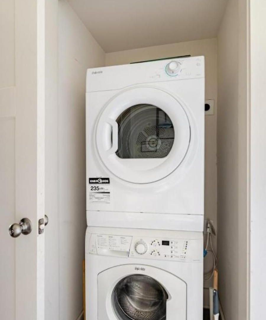 Chic 2br Townhouse With Smart Tv Close To Apartment *