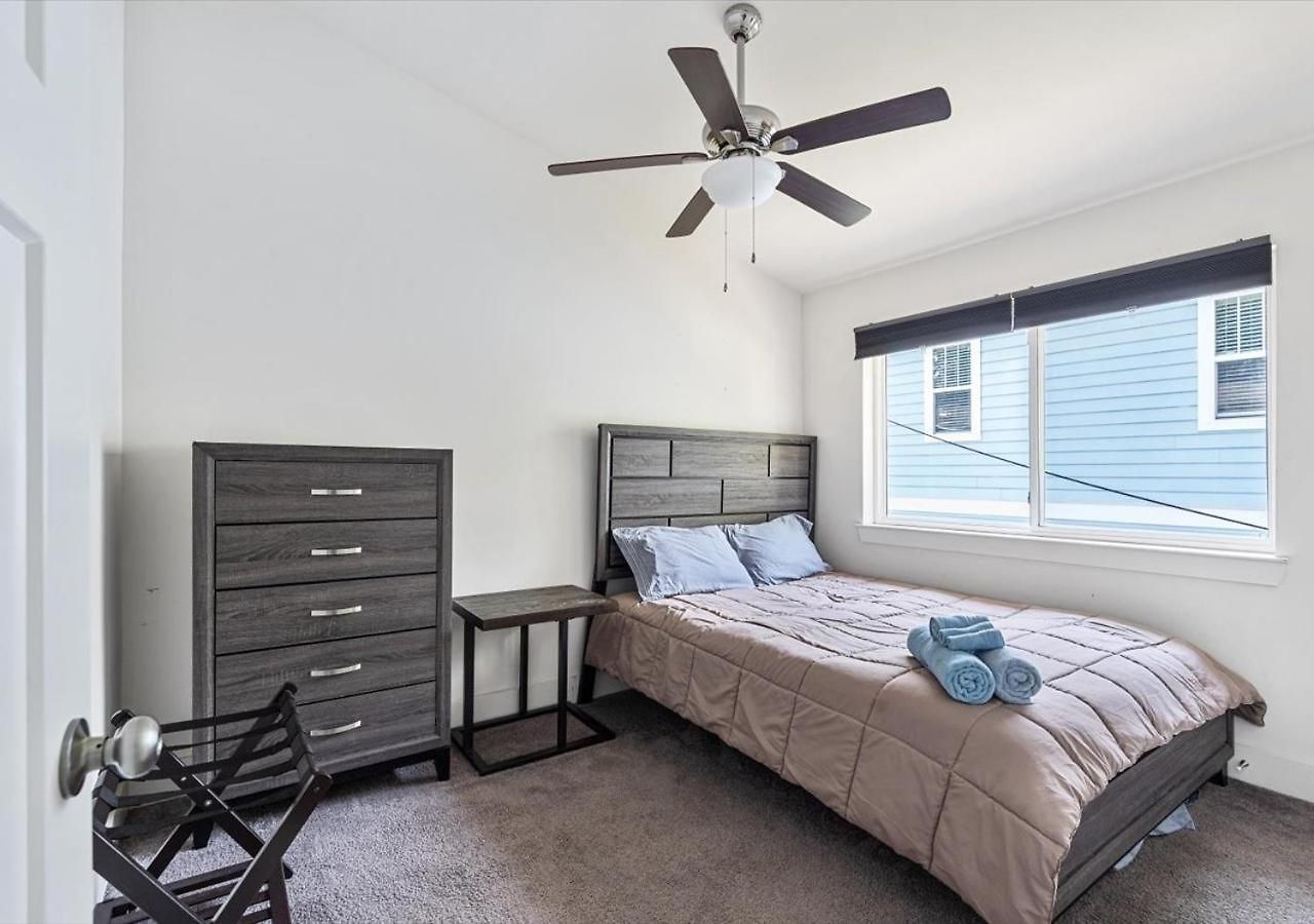 Sleek 2br Townhouse, Stones Throw To Uptown Charlotte
