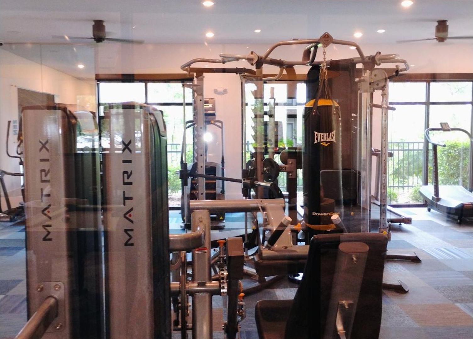 Apartment Beautiful In Concord With Swimming Pool And Gymn Charlotte