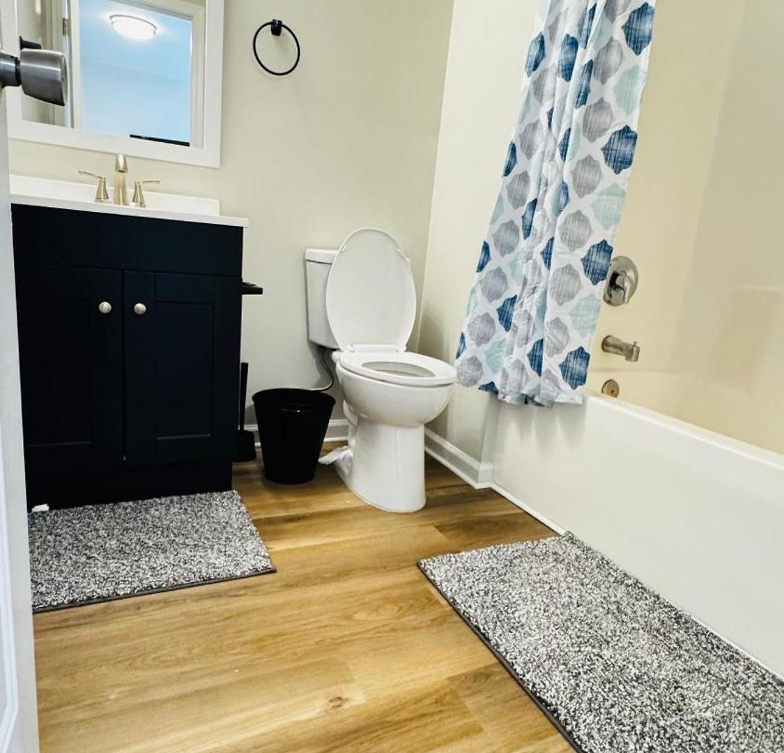 Vacay Escape, Private In With Shared Common Spaces Homestay *
