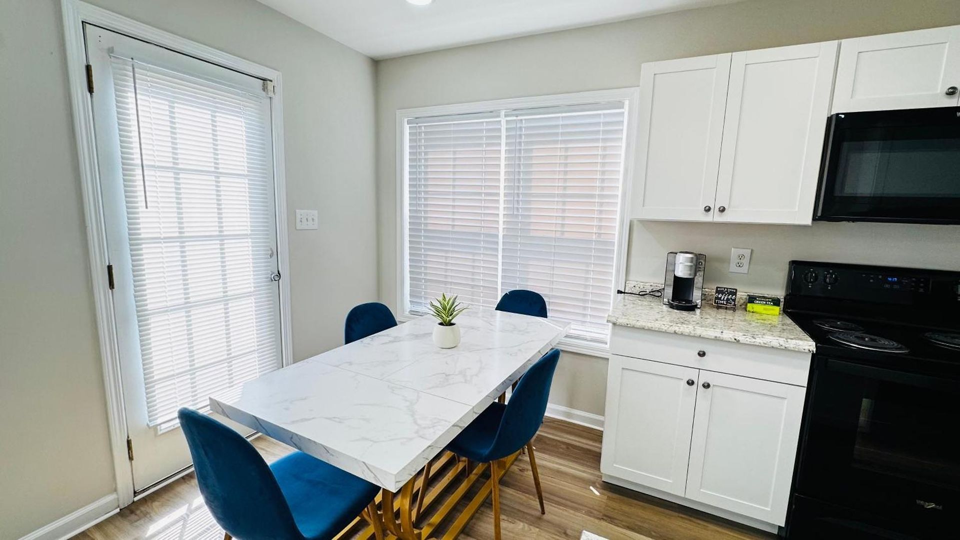Vacay Escape, Private In With Shared Common Spaces Charlotte