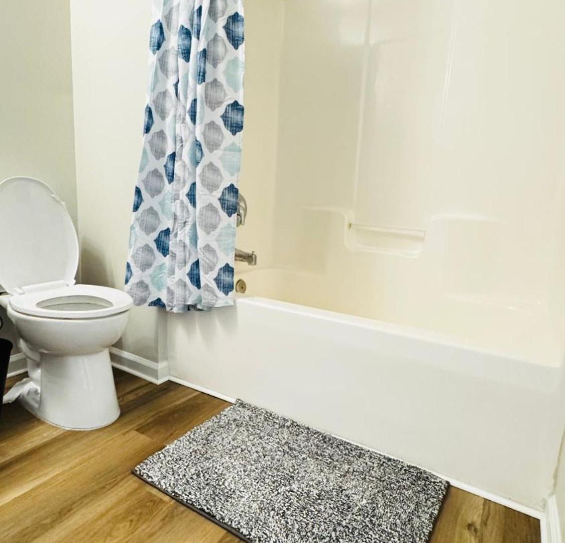 Vacay Escape, Private In With Shared Common Spaces * Charlotte