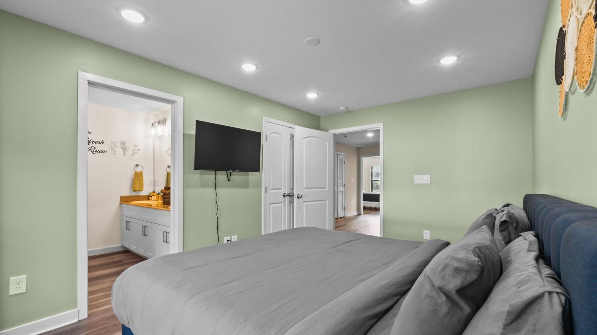 Holiday home Pet Friendly 3br House In Charlotte