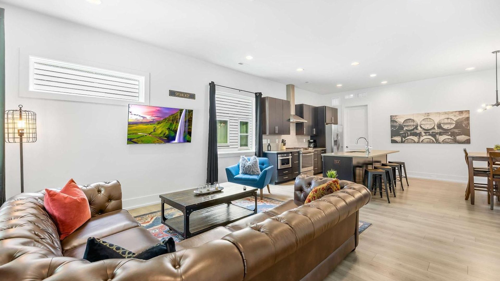 Holiday home Modern New 4br Near Noda & Downtown *