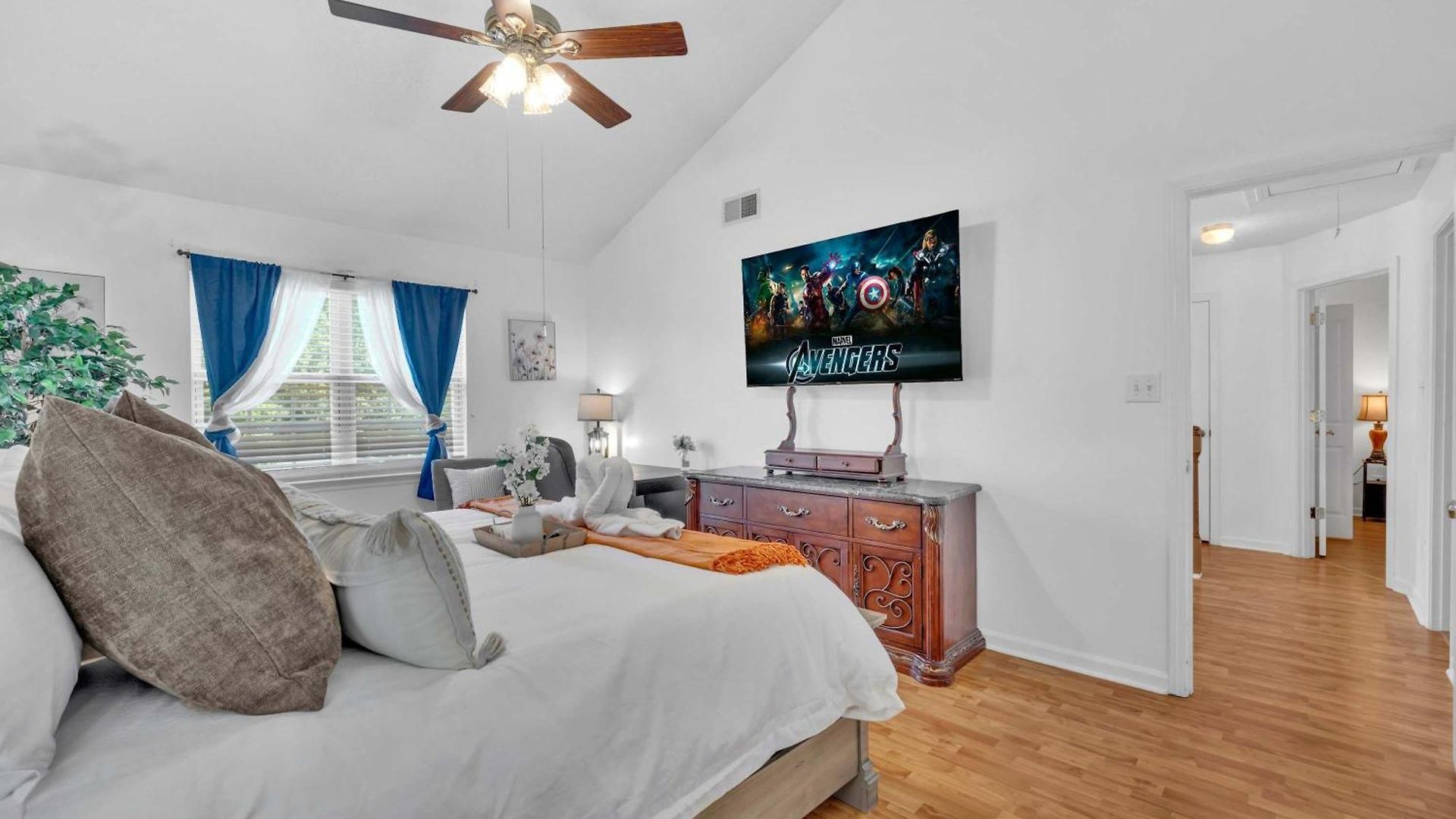 Updated Area With Hot Tub Near Your Perfect Retreat *