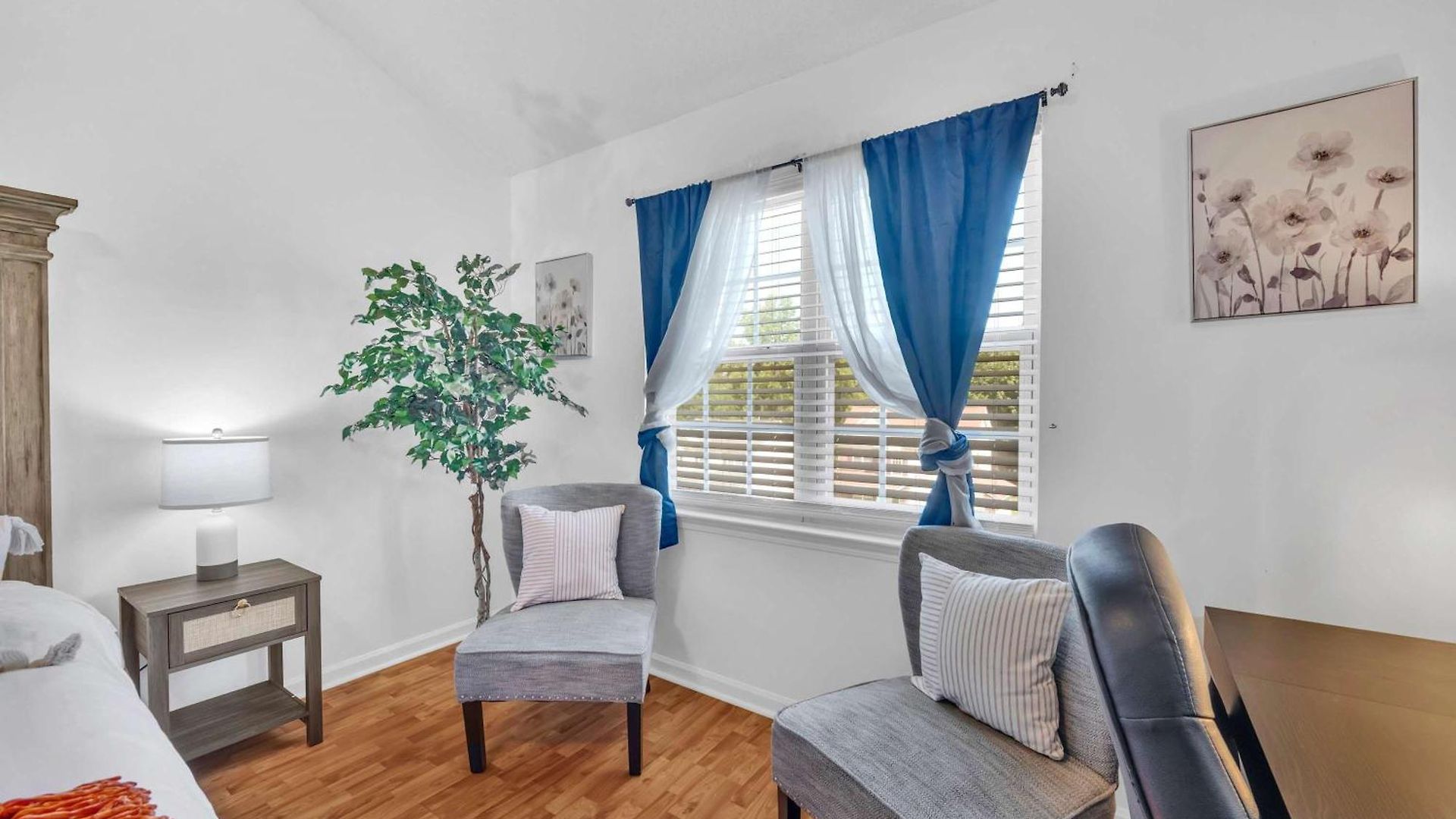 Updated Area With Hot Tub Near Your Perfect Retreat * Charlotte
