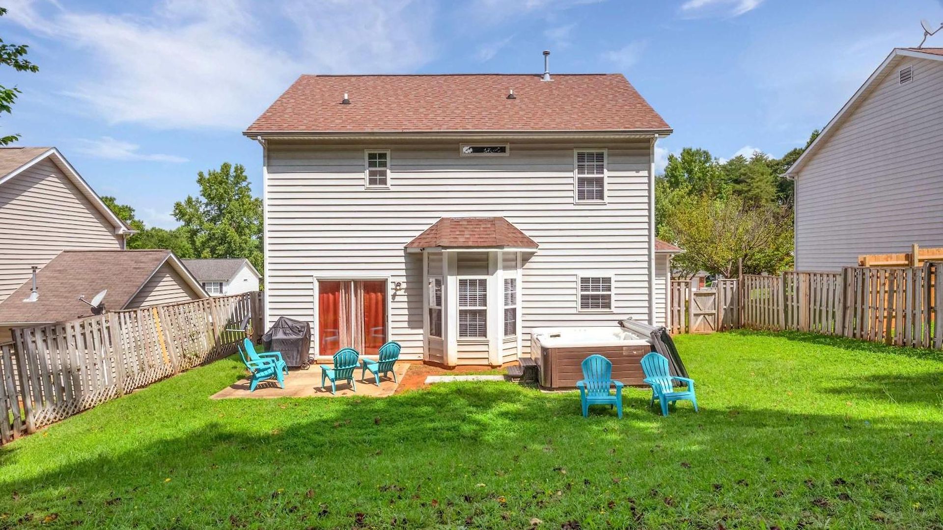 Updated Area With Hot Tub Near Your Perfect Retreat