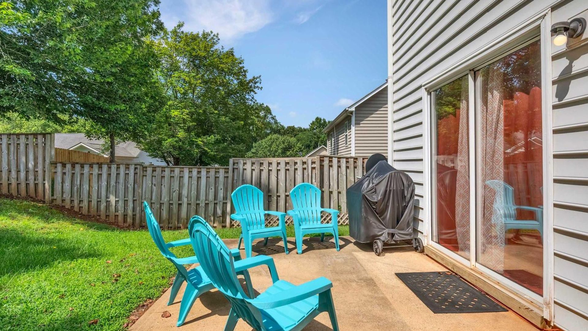 Updated Area With Hot Tub Near Your Perfect Retreat Charlotte