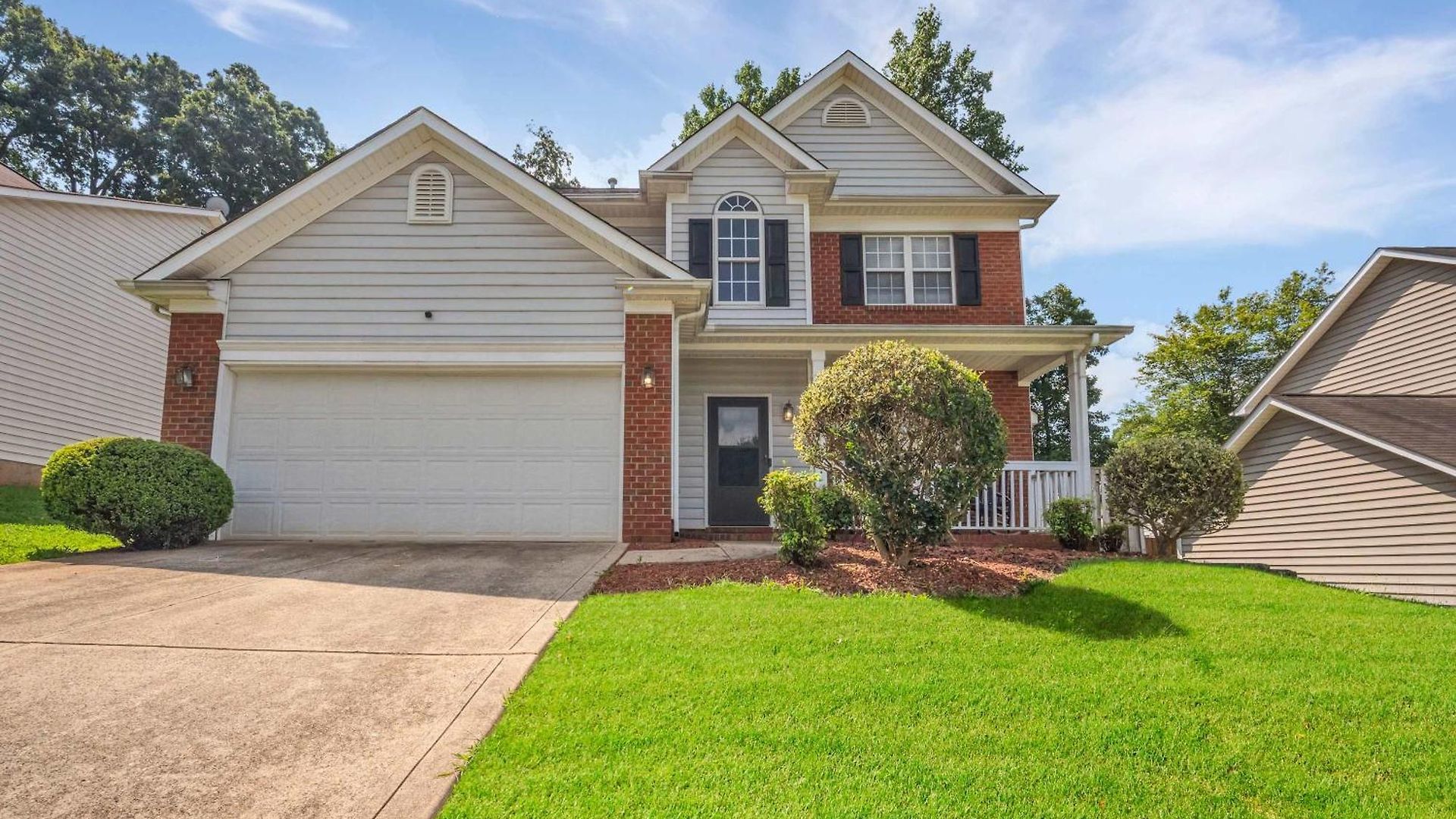 Updated Area With Hot Tub Near Your Perfect Retreat