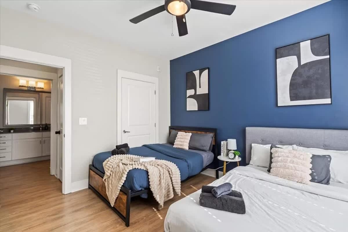 Luxe 1br In Waverly