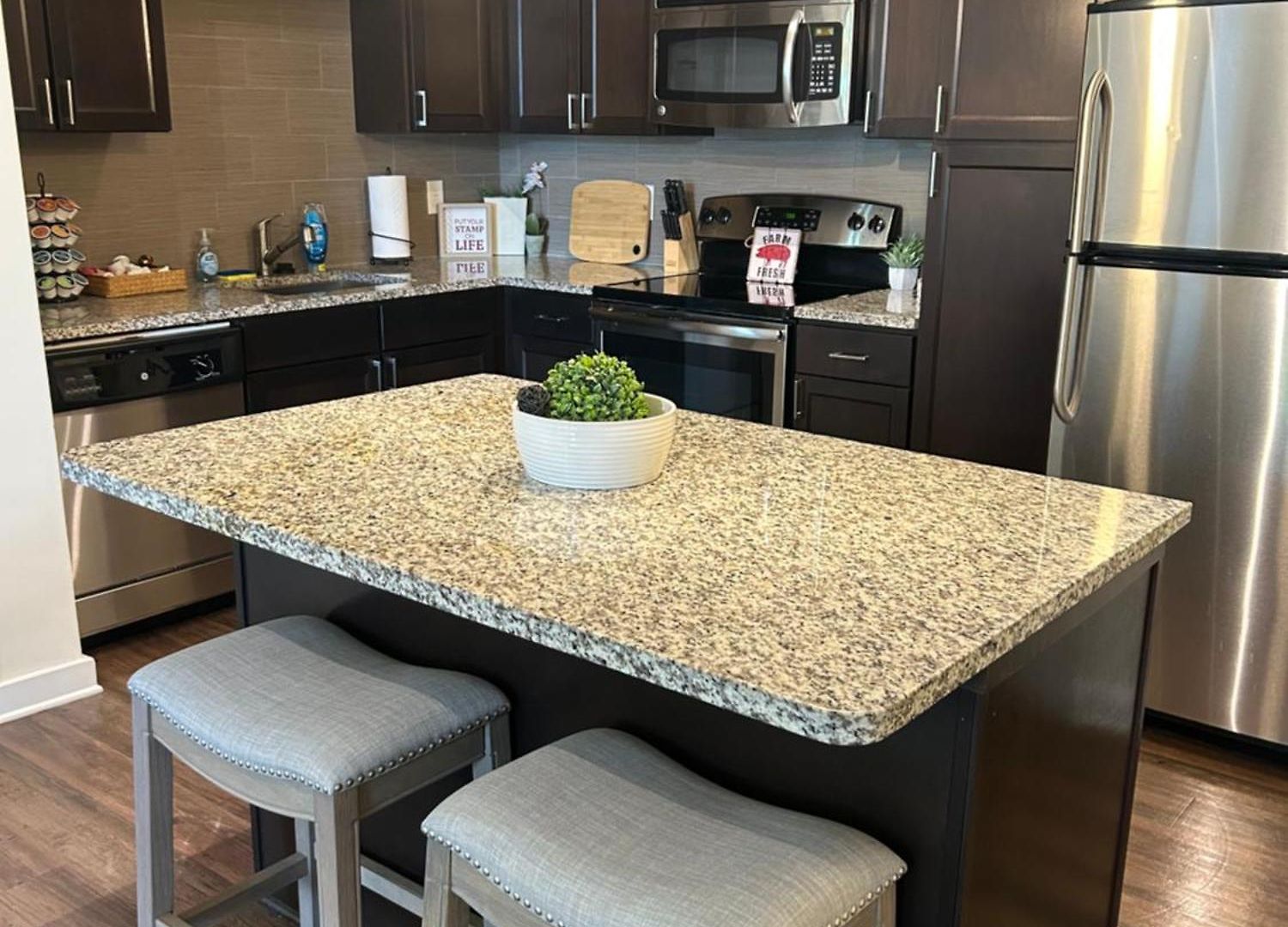 2 Bedroom Boutique In The Heart Of Charlotte