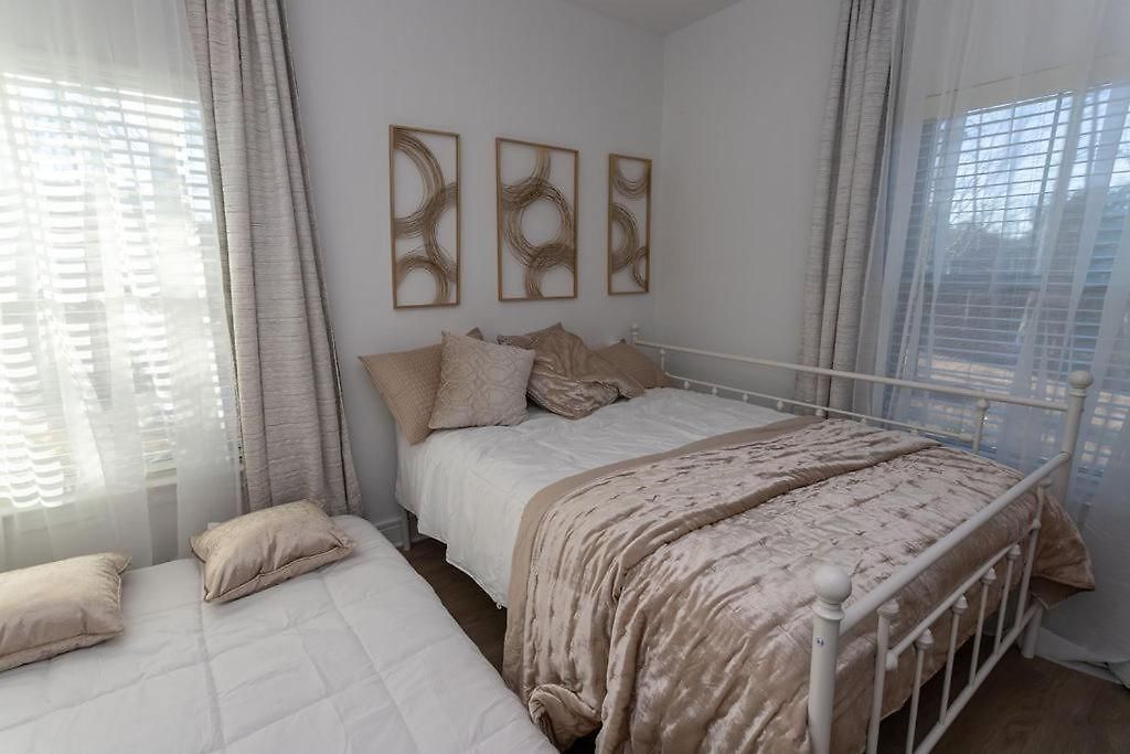 Apartment Beautiful In Concord With Swimming Pool And Gymn Charlotte