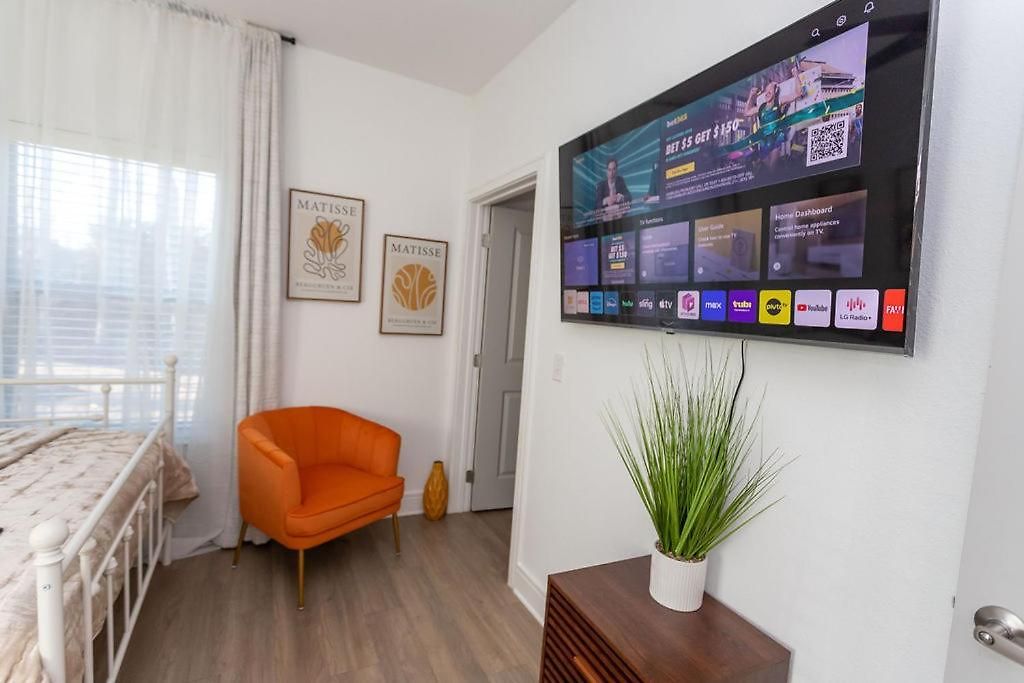 Beautiful In Concord With Swimming Pool And Gymn Apartment
