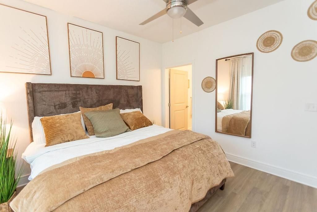 Apartment Beautiful In Concord With Swimming Pool And Gymn Charlotte