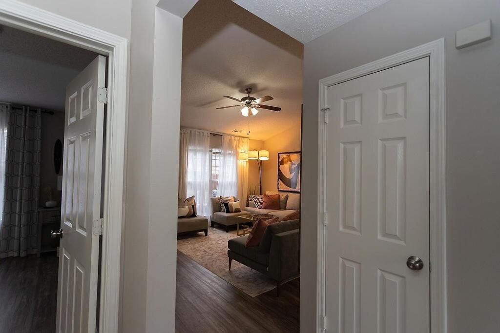 3 Bedroom House 10 Mins To Uptown *