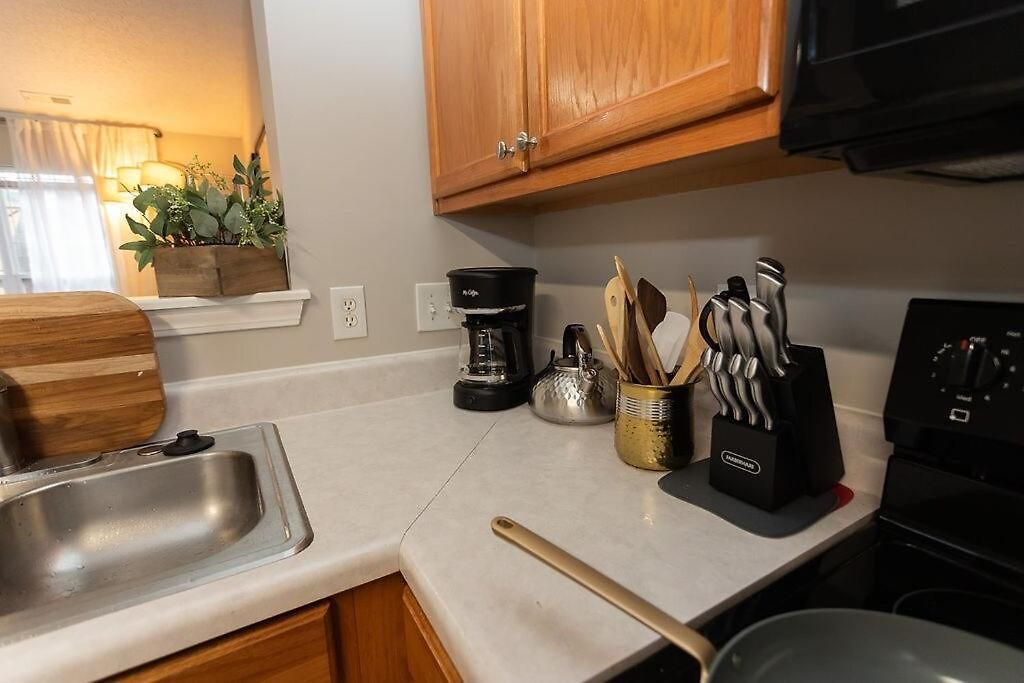 3 Bedroom House 10 Mins To Uptown Holiday home Charlotte