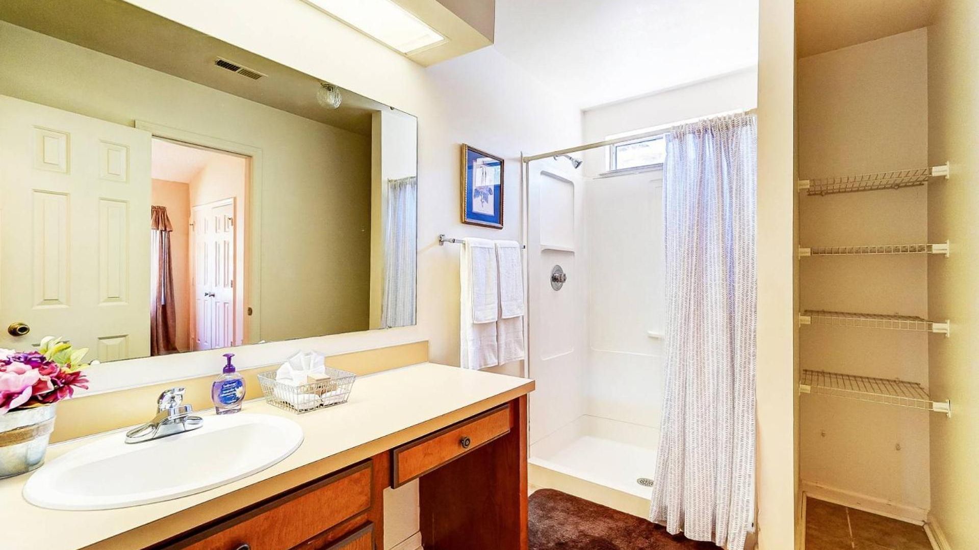 University City Villa * Charlotte