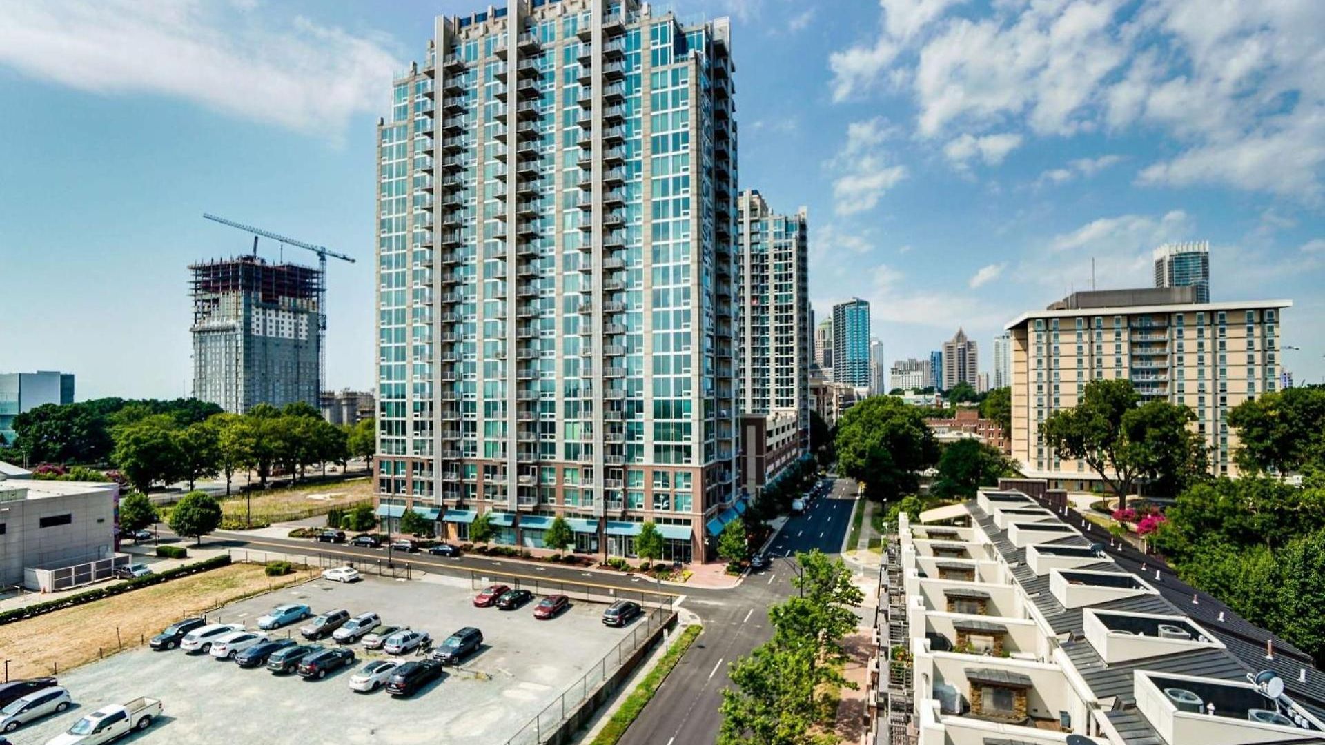 Luxury Uptown Penthouse Holiday home