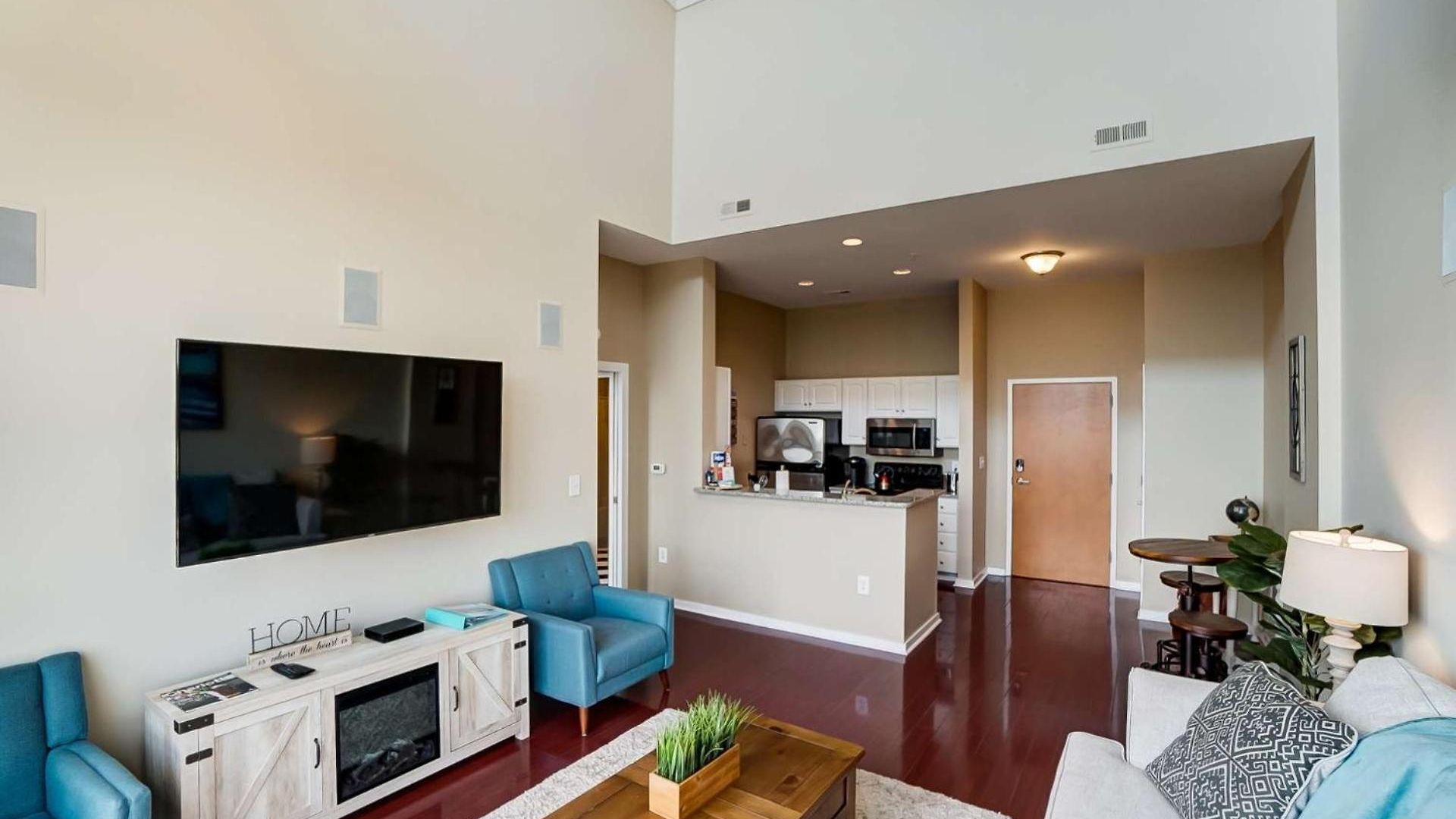 Luxury Uptown Penthouse * Charlotte