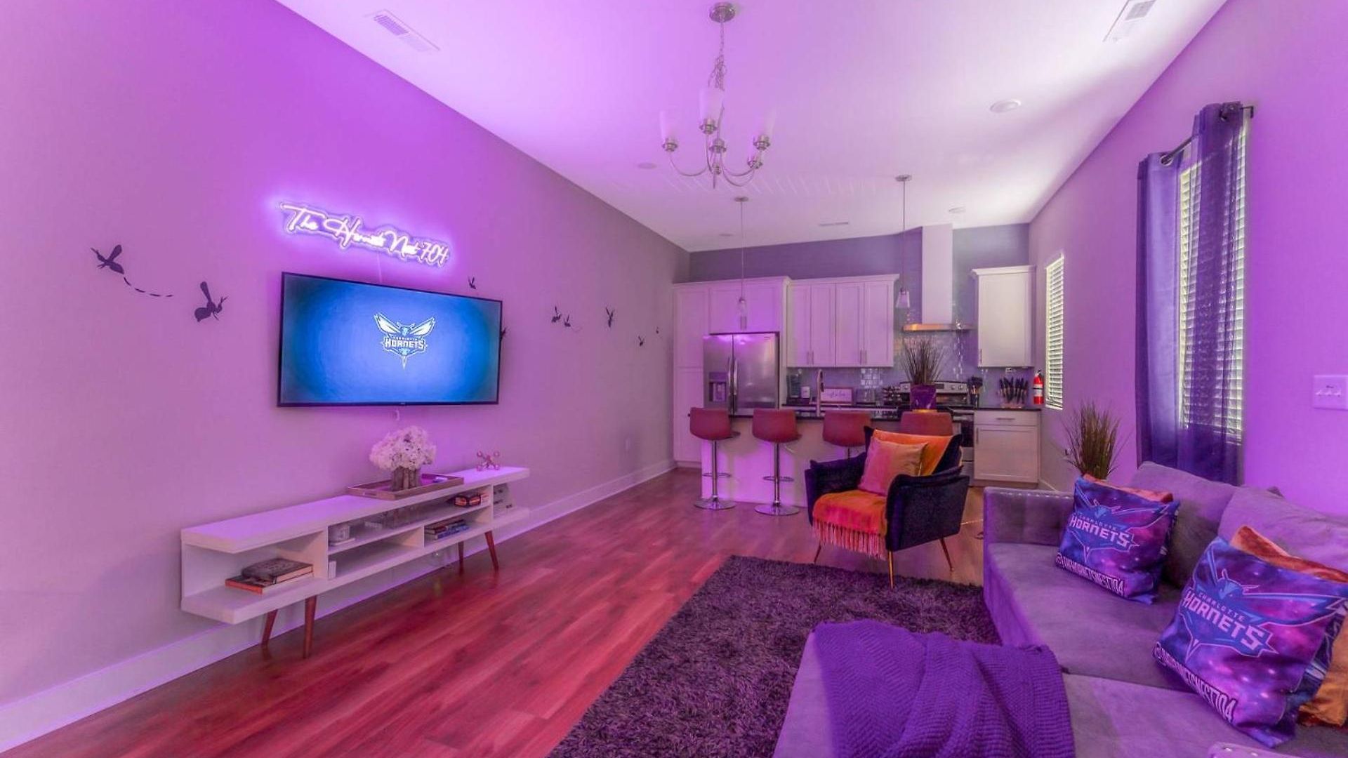 Queen City's Nest Uptown Holiday home