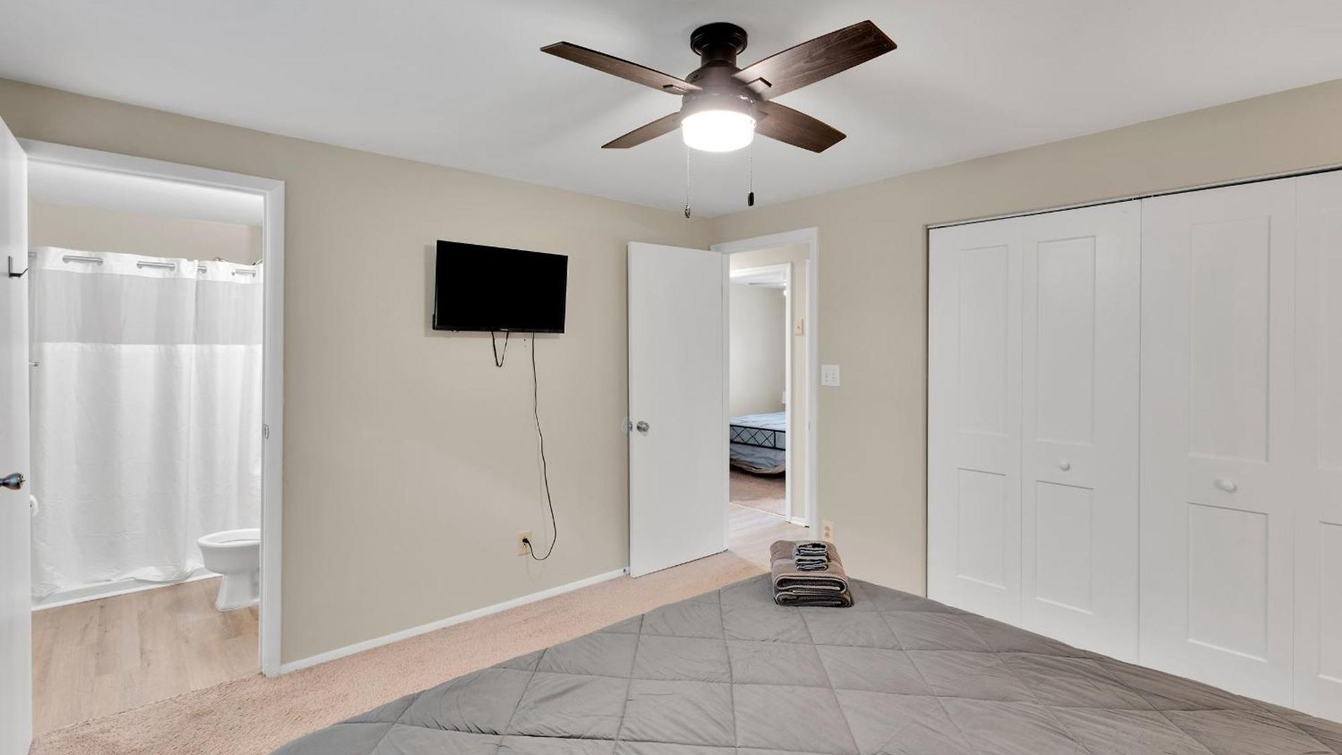 Spacious Uptown 3br - Game - Deck - Kingbed *