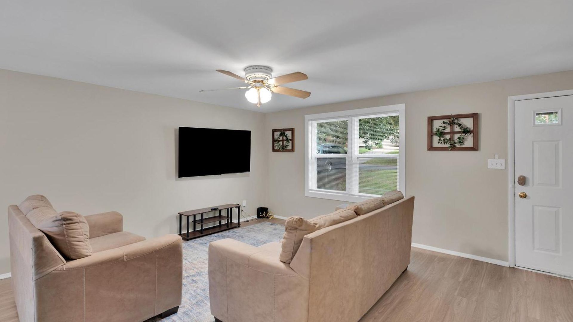 Spacious Uptown 3br - Game - Deck - Kingbed *