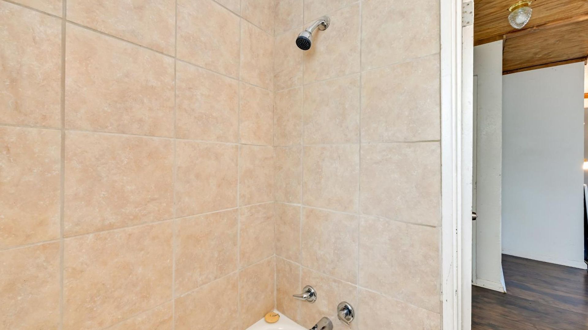 2 Mi To Center City: North End Holiday home *